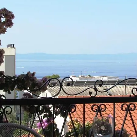 Apartment Anton Makarska