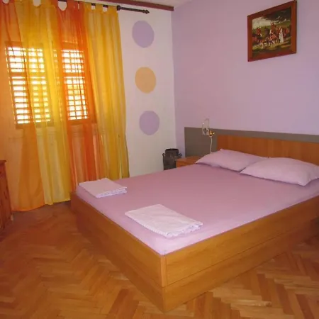 Apartment Anton *