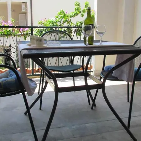 Apartment Anton Makarska
