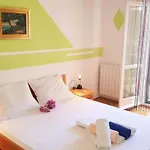 Anton Apartment
