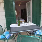 Anton Apartment