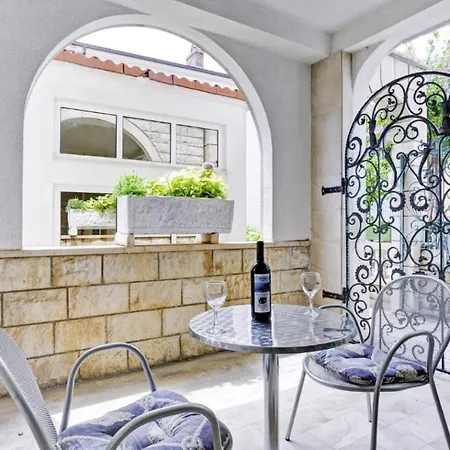 Apartman Anton *