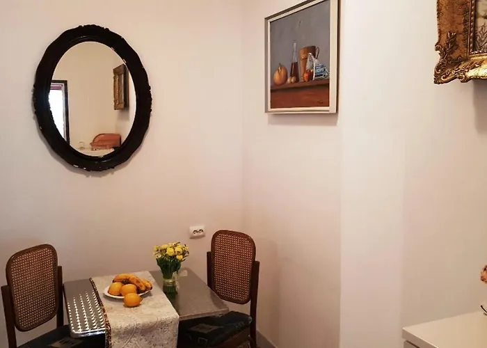 Anton Apartman