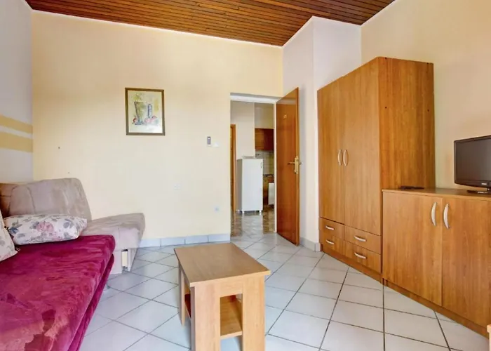 Anton Apartman *